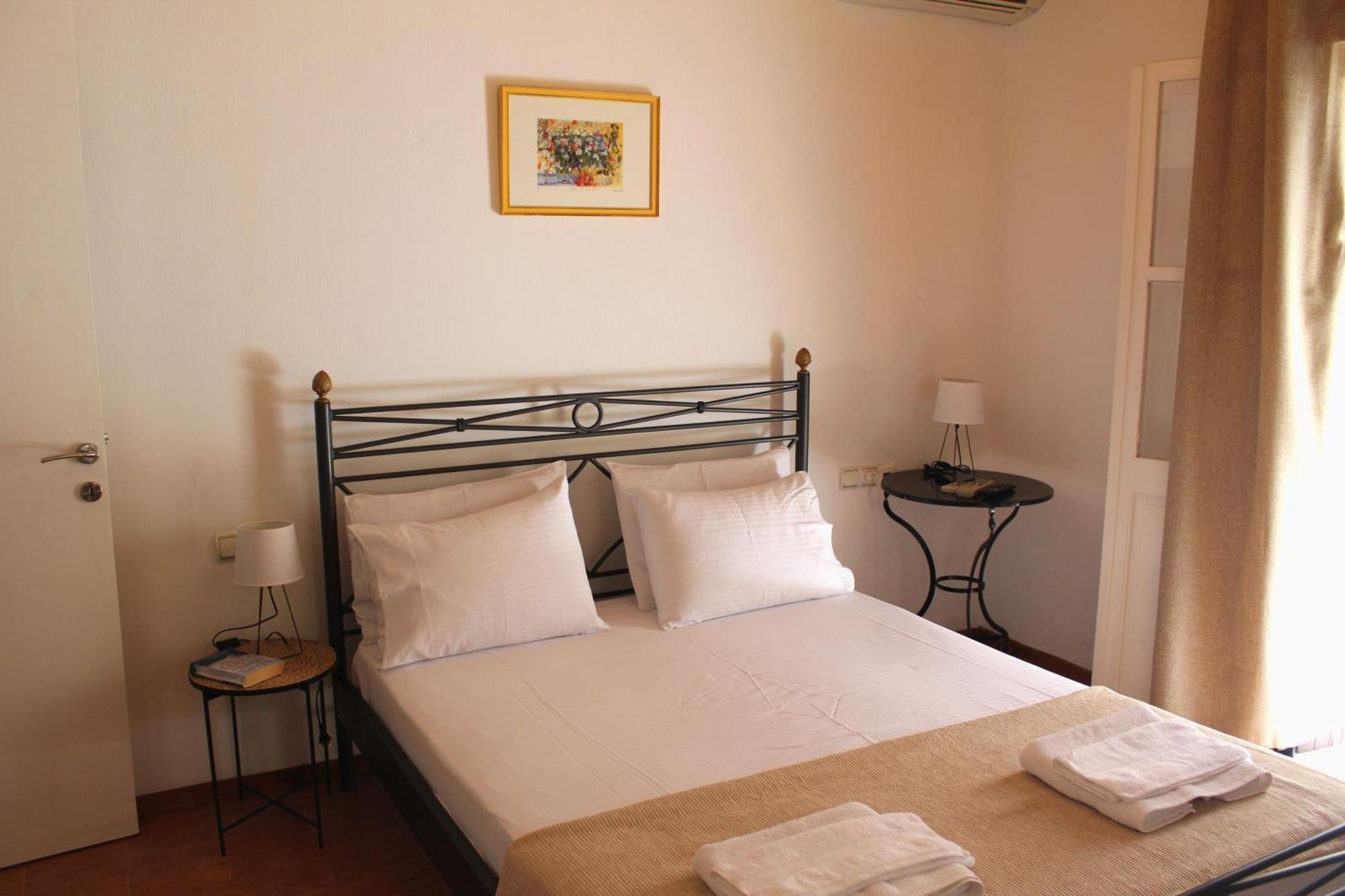 The Pine Trees Aparthotel Agnontas Exterior photo