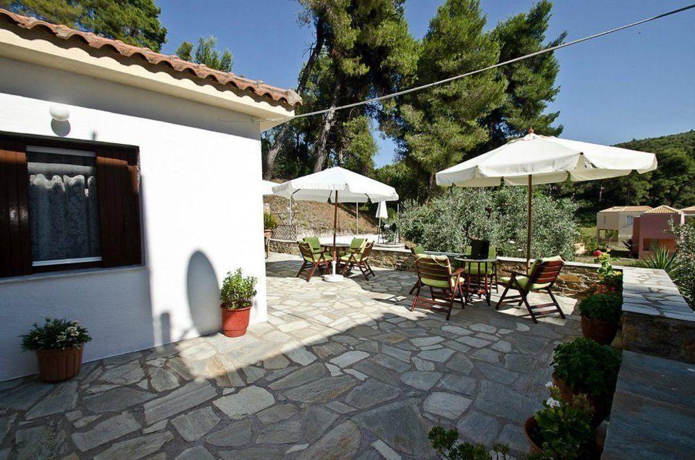 The Pine Trees Aparthotel Agnontas Exterior photo