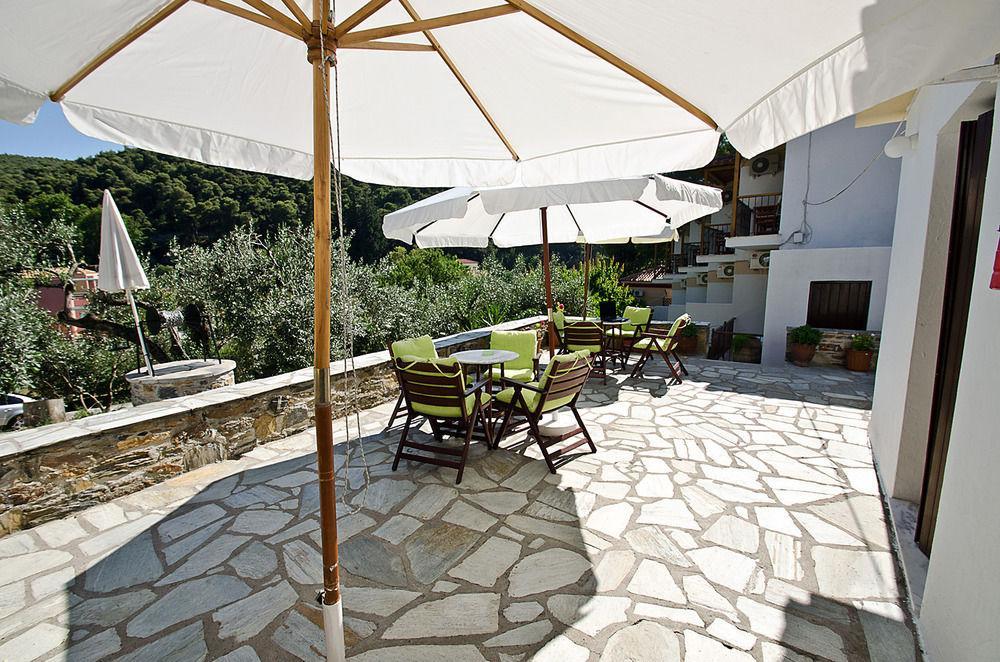 The Pine Trees Aparthotel Agnontas Exterior photo